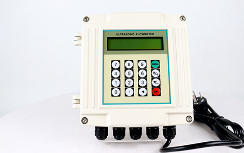 壁掛式超聲波流量計(jì) (1).JPG 壁掛式超聲波流量計(jì) (1).JPG