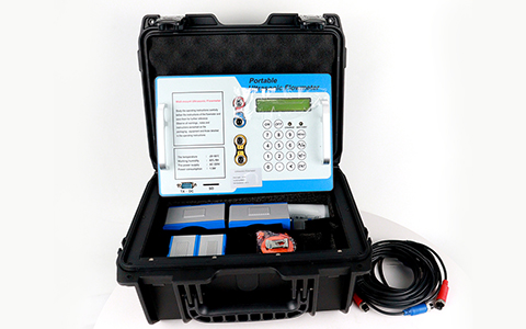 超聲波 便攜式流量計 (1).JPG 超聲波 便攜式流量計 (1).JPG